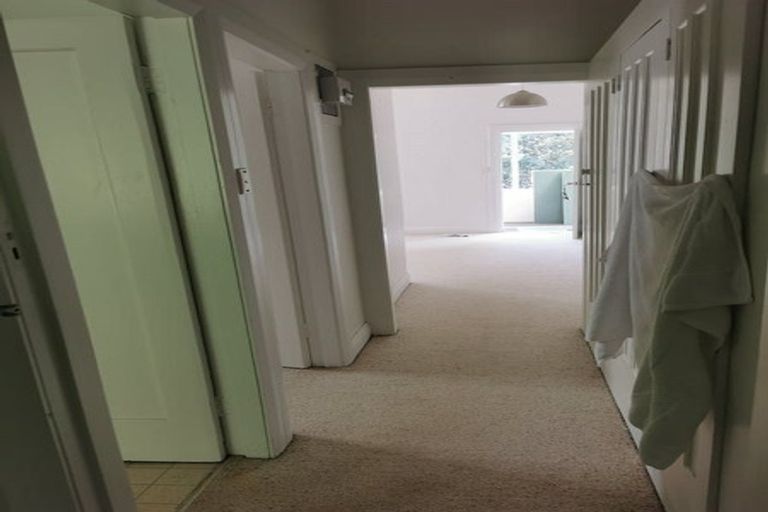 Photo of property in 2/37 Wilton Road, Wadestown, Wellington, 6012