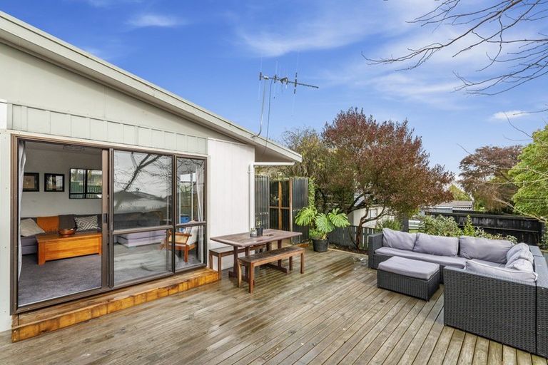Photo of property in 2/15 Gladstone Grove, Richmond Heights, Taupo, 3330