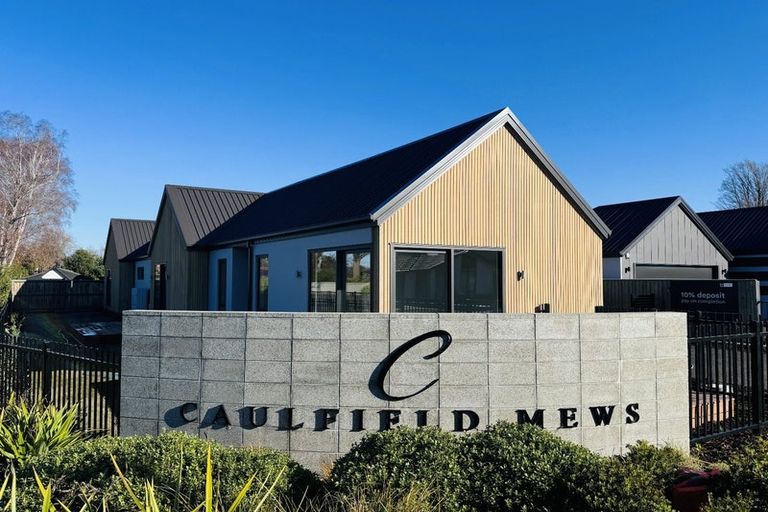 Photo of property in 1 Amberite Place, Harewood, Christchurch, 8051