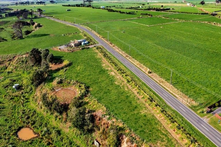 Photo of property in 3624 Eltham Road, Opunake, 4682