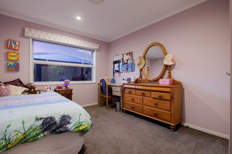 Photo of property in 7 Hoiho Place, Papamoa, 3118