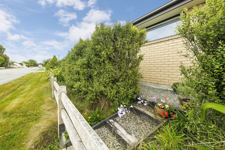 Photo of property in 3/5 Retallick Way, Amberley, 7410