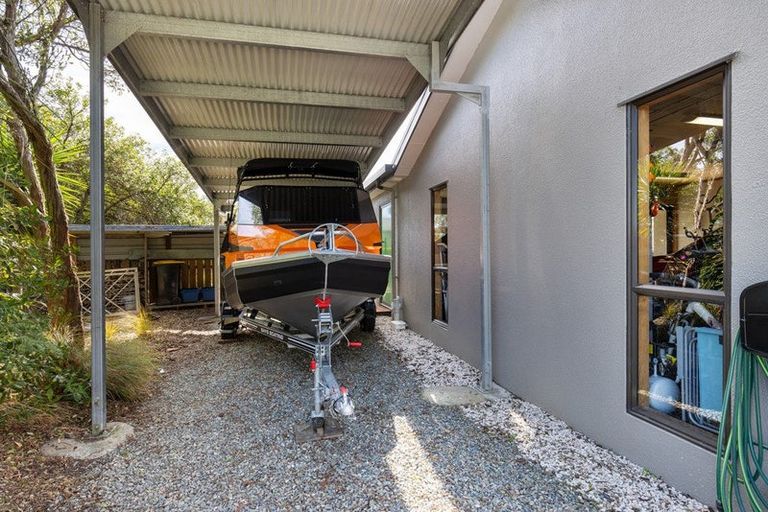 Photo of property in 80 Iwa Street, Mapua, 7005