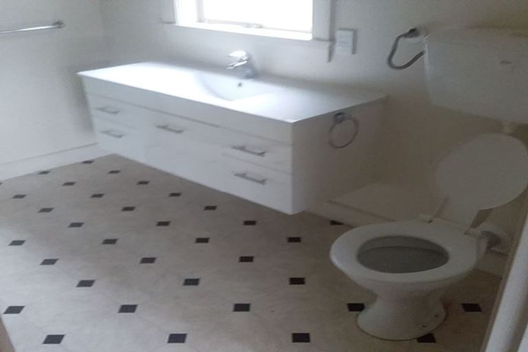 Photo of property in 138 North Parade, Richmond, Christchurch, 8013