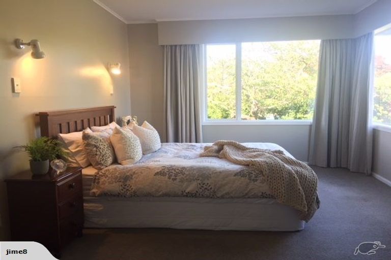 Photo of property in 34 Rosedale Place, Avonhead, Christchurch, 8042