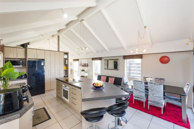 Photo of property in 40 Terry Crescent, Milson, Palmerston North, 4414