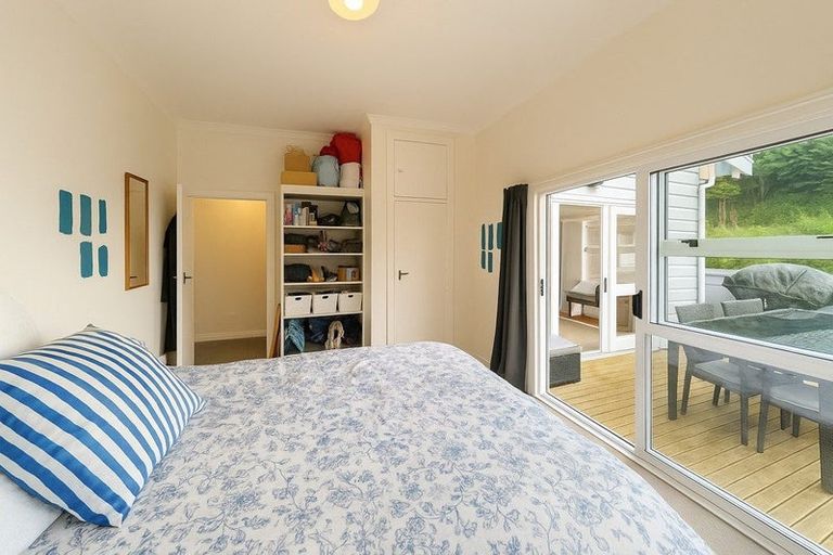 Photo of property in 33a Shakespeare Road, Bluff Hill, Napier, 4110