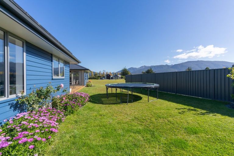 Photo of property in 11 Breaksea Street, Te Anau, 9600
