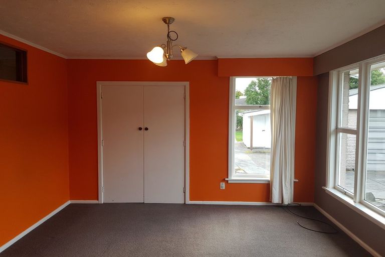 Photo of property in 12 Derwent Street, Bryndwr, Christchurch, 8053