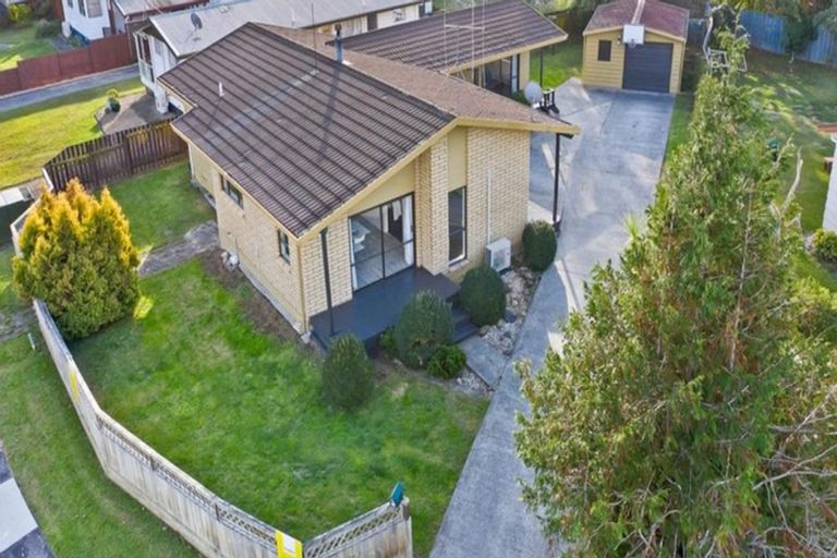 Photo of property in 24 Hibiscus Avenue, Hamilton Lake, Hamilton, 3204