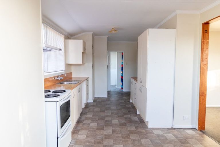 Photo of property in 74 Forfar Crescent, Rockdale, Invercargill, 9812