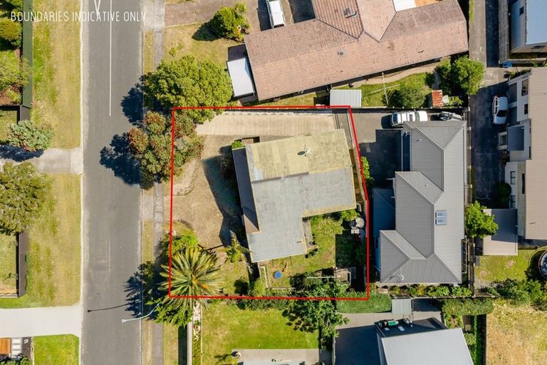 Photo of property in 1 Alexander Place, Papamoa Beach, Papamoa, 3118