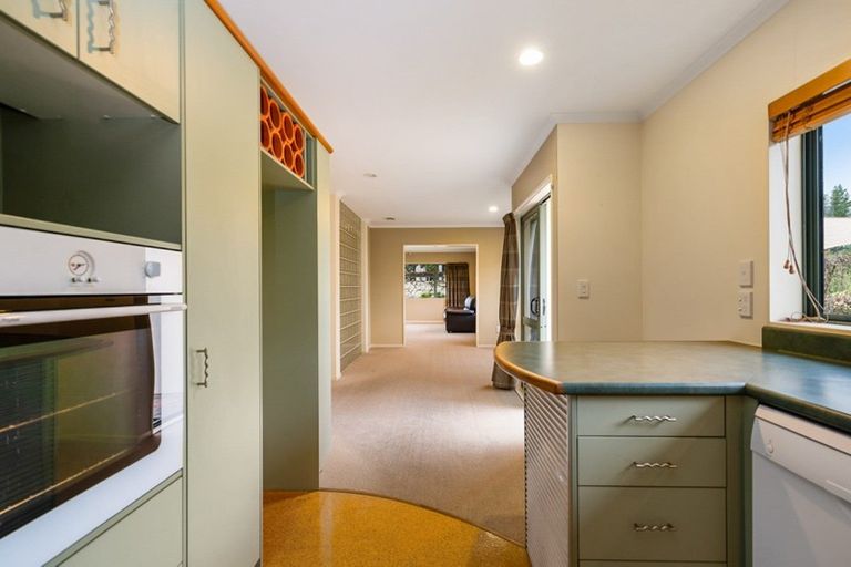 Photo of property in 24 Caulfield Place, Pukehangi, Rotorua, 3015