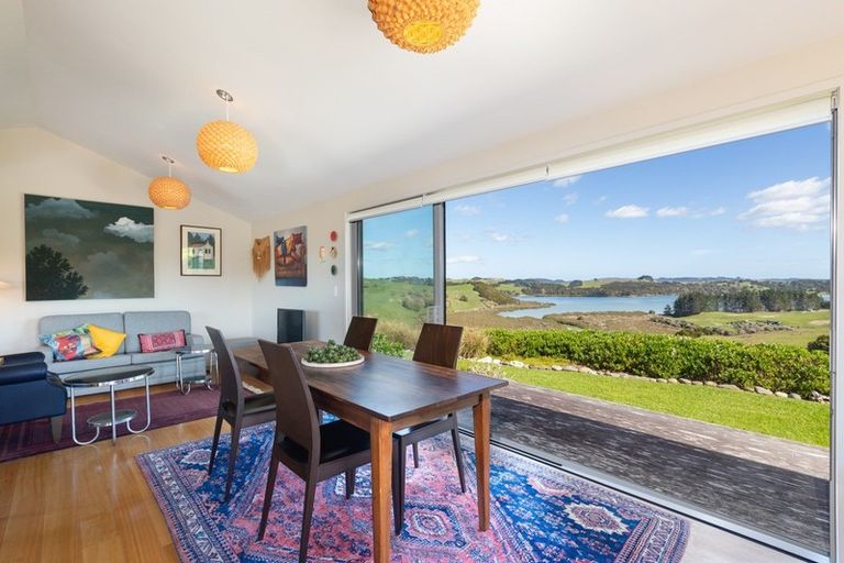 Photo of property in 241d Heatley Road, Whakapirau, Maungaturoto, 0583