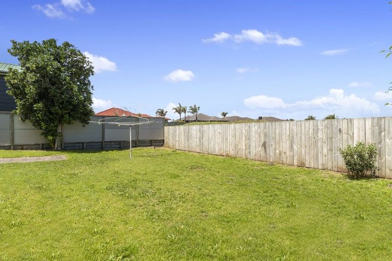 Photo of property in 114c Simpson Road, Papamoa Beach, Papamoa, 3118