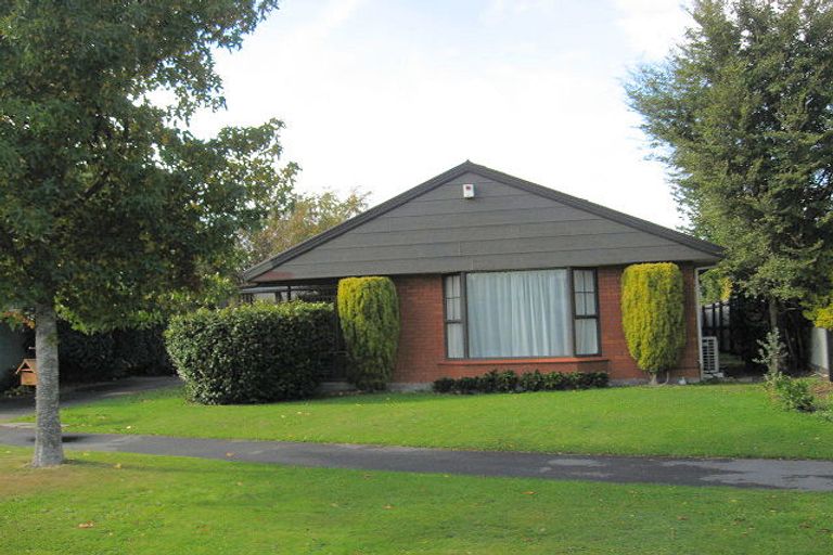 Photo of property in 47 Sayers Crescent, Ilam, Christchurch, 8041