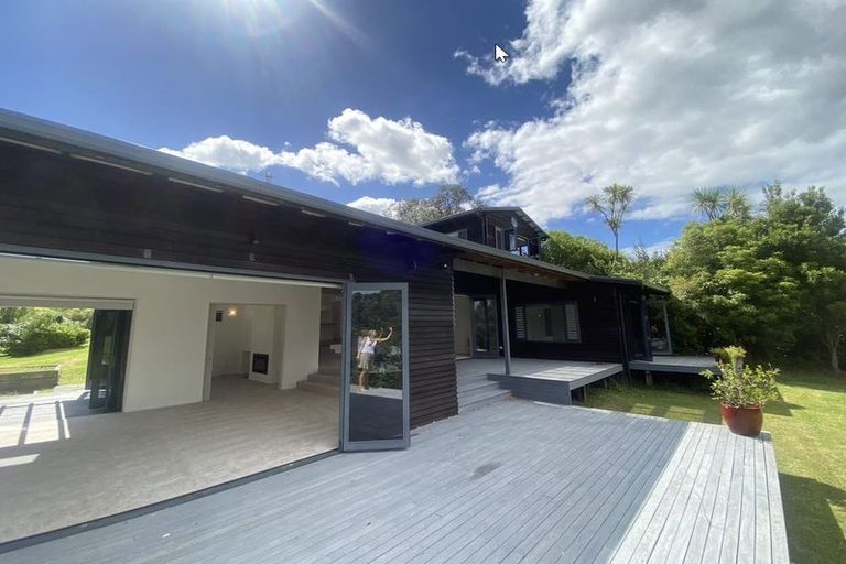 Photo of property in 68 Rame Road, Greenhithe, Auckland, 0632