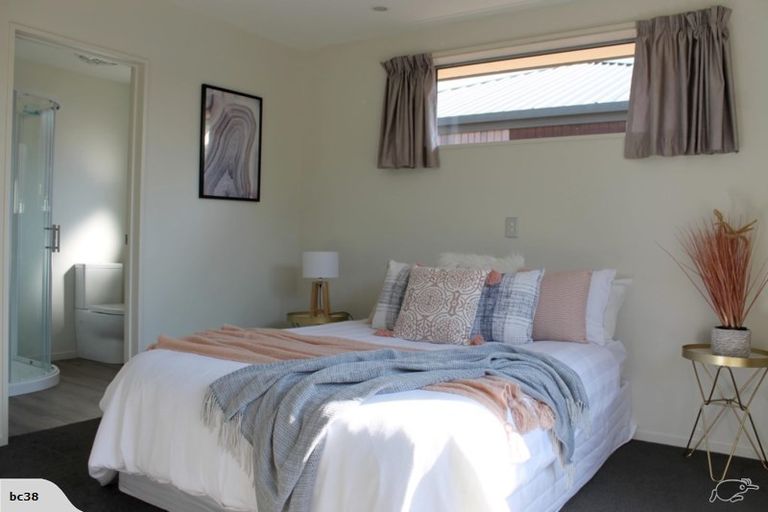 Photo of property in 73b Somerfield Street, Somerfield, Christchurch, 8024