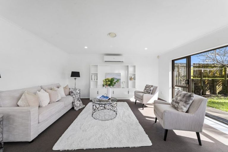 Photo of property in 5 Dapple Place, Flat Bush, Auckland, 2019