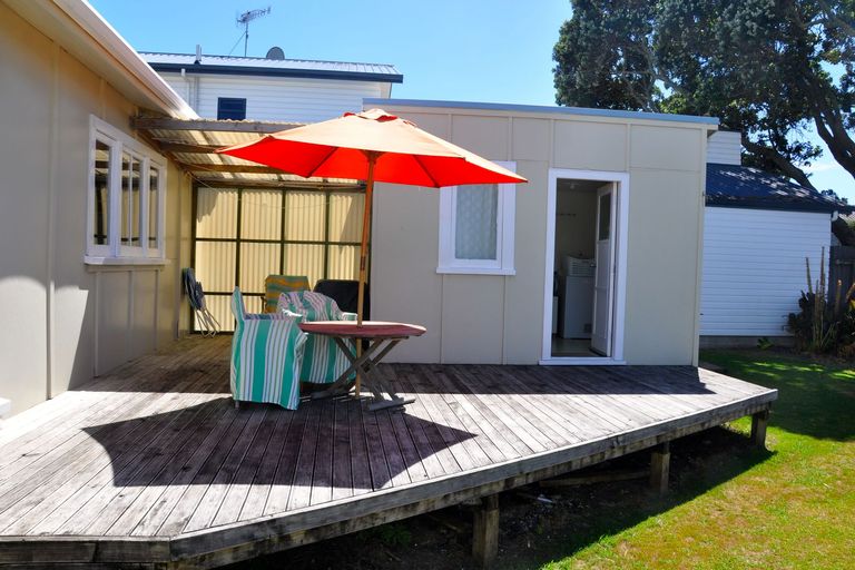 Photo of property in 12 Marine Avenue, Waihi Beach, 3611