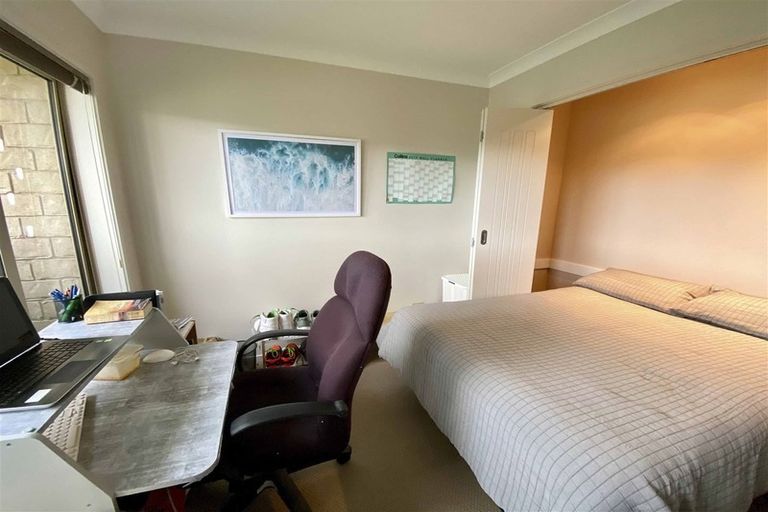 Photo of property in 34 Hoffman Court, Waikiwi, Invercargill, 9810