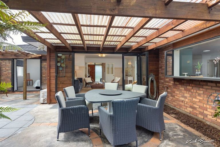 Photo of property in 21 Galveston Grove, Totara Park, Upper Hutt, 5018