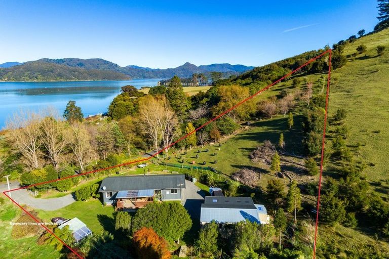 Photo of property in 5820 Kenepuru Road, Waitaria Bay, Picton, 7282