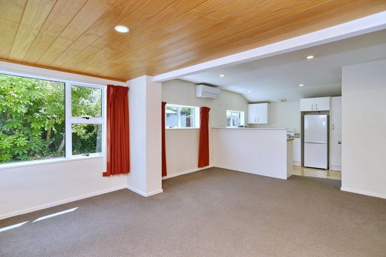 Photo of property in 26 Hadlow Place, Burnside, Christchurch, 8041