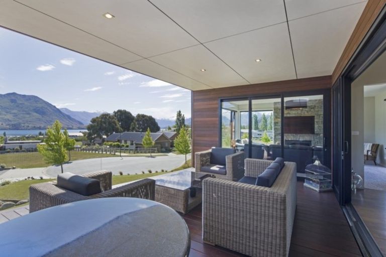 Photo of property in 3 Westview Road, Wanaka, 9305