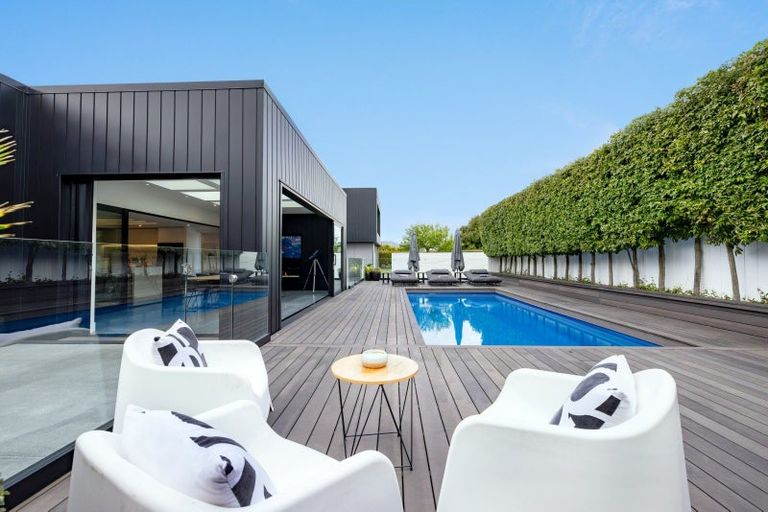 Photo of property in 7 Wrybill Way, Point Wells, 0986