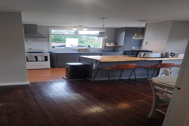 Photo of property in 19 Whenua View, Titahi Bay, Porirua, 5022