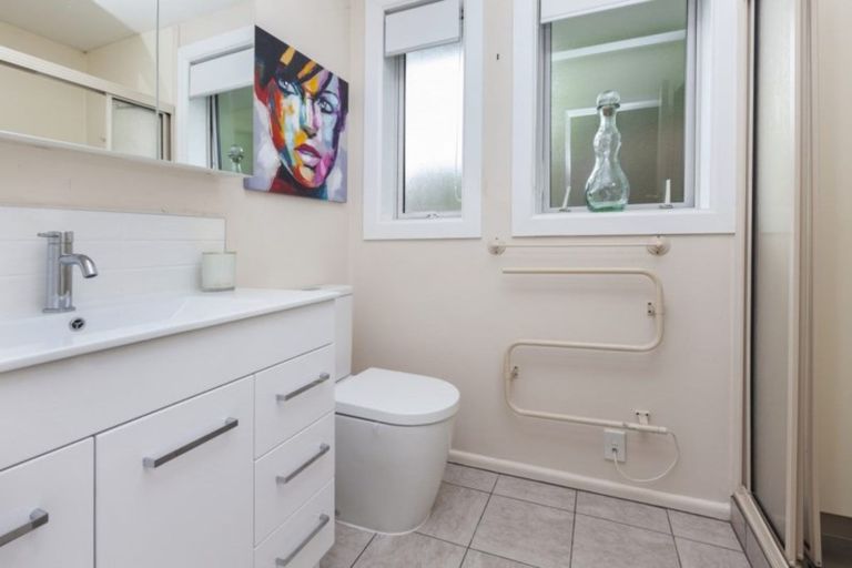 Photo of property in 4/78 Saint James Avenue, Papanui, Christchurch, 8053