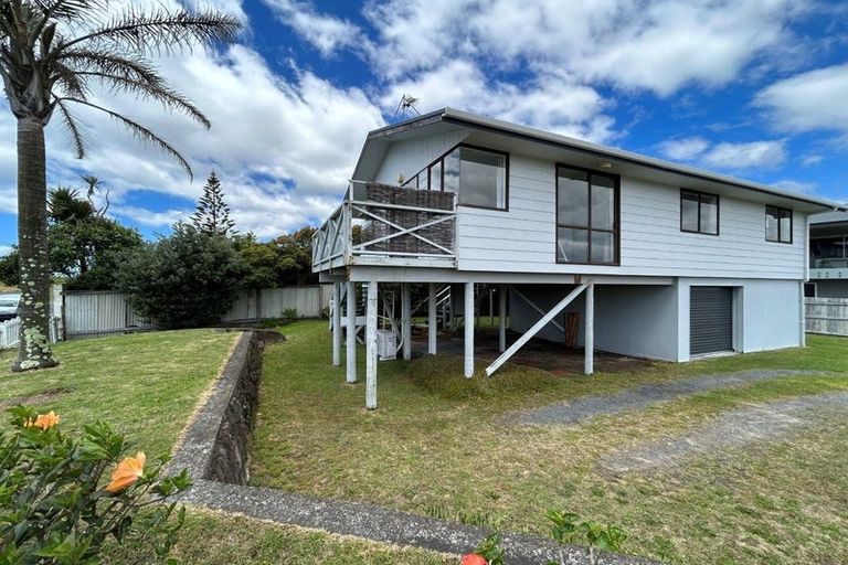 Photo of property in 654 Papamoa Beach Road, Papamoa Beach, Papamoa, 3118