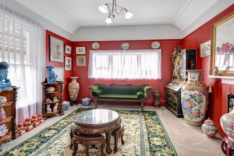Photo of property in 7 Easther Crescent, Kew, Dunedin, 9012