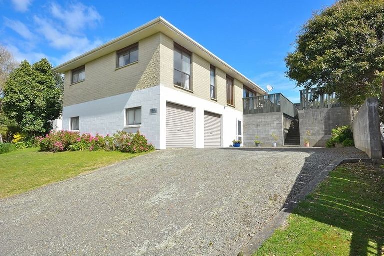 Photo of property in 14 Island View Terrace, Waikanae Beach, Waikanae, 5036
