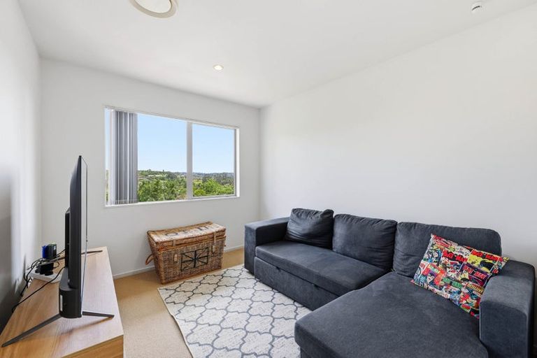 Photo of property in 18b Leafield Crescent, Henderson, Auckland, 0612