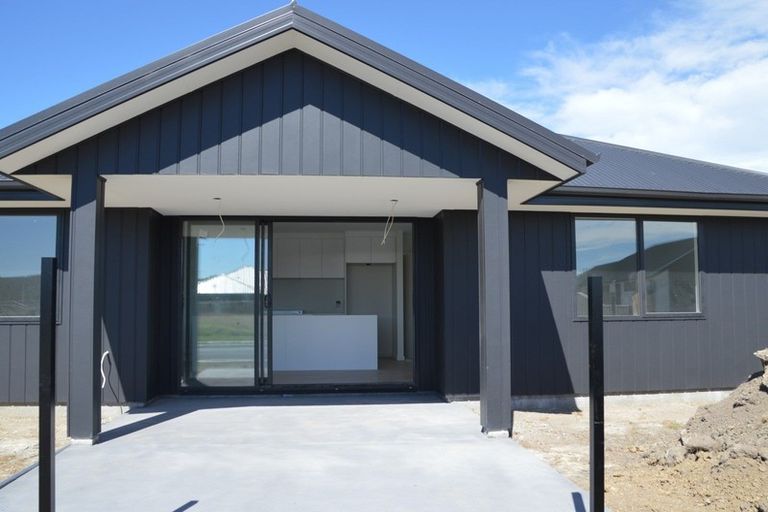 Photo of property in 33 Claremont Crescent, Amberley, 7410