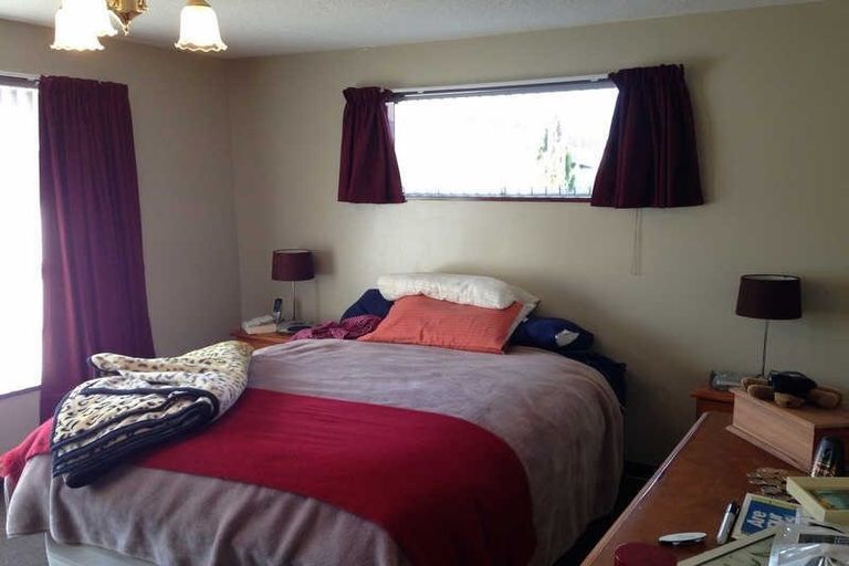 Photo of property in 12 Ashwood Street, Parklands, Christchurch, 8083