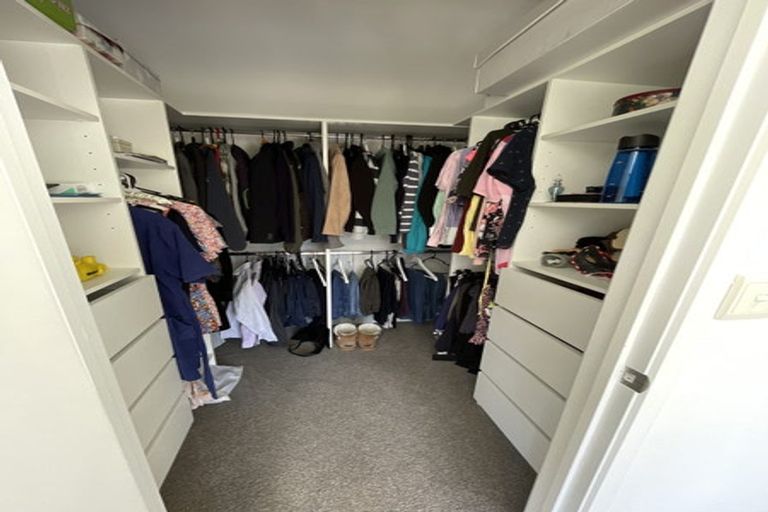 Photo of property in 36 Lastel Place, Shelly Park, Auckland, 2014