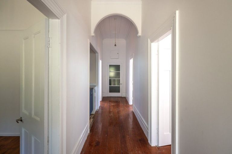 Photo of property in 6 Erua Road, Ostend, Waiheke Island, 1081