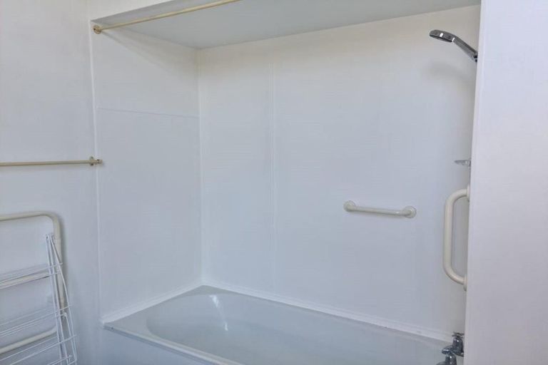 Photo of property in 21b Tinakori Road, Thorndon, Wellington, 6011