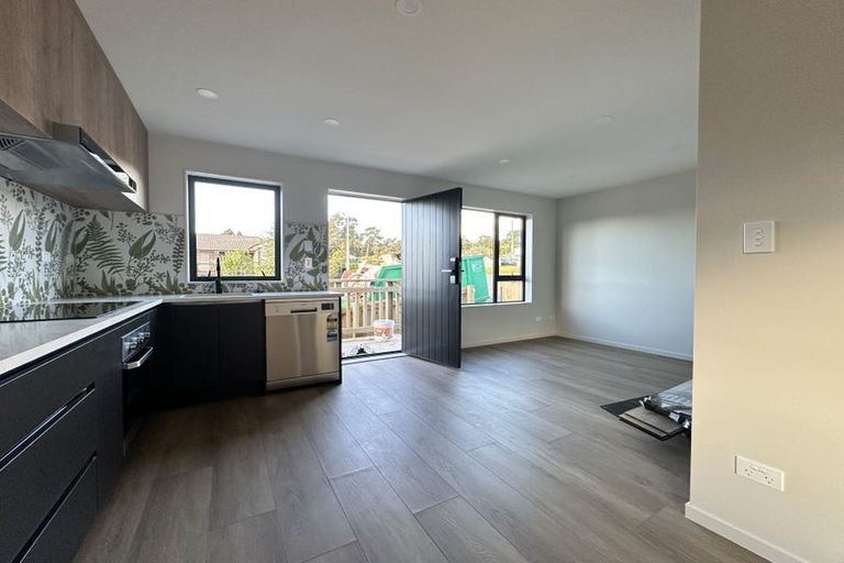 Photo of property in 40 Anne Mclean Drive, Bayview, Auckland, 0629