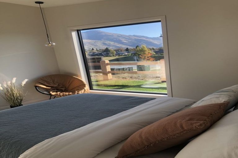 Photo of property in 1 Campbell Road, Wanaka, 9305