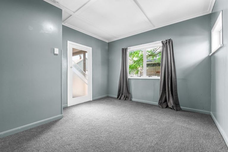 Photo of property in 53a Paul Crescent, Fairfield, Hamilton, 3214