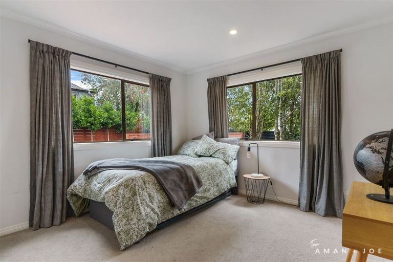 Photo of property in 1/234 Henderson Valley Road, Henderson, Auckland, 0612