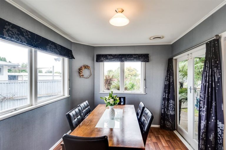 Photo of property in 30 James Foley Avenue, Pirimai, Napier, 4112