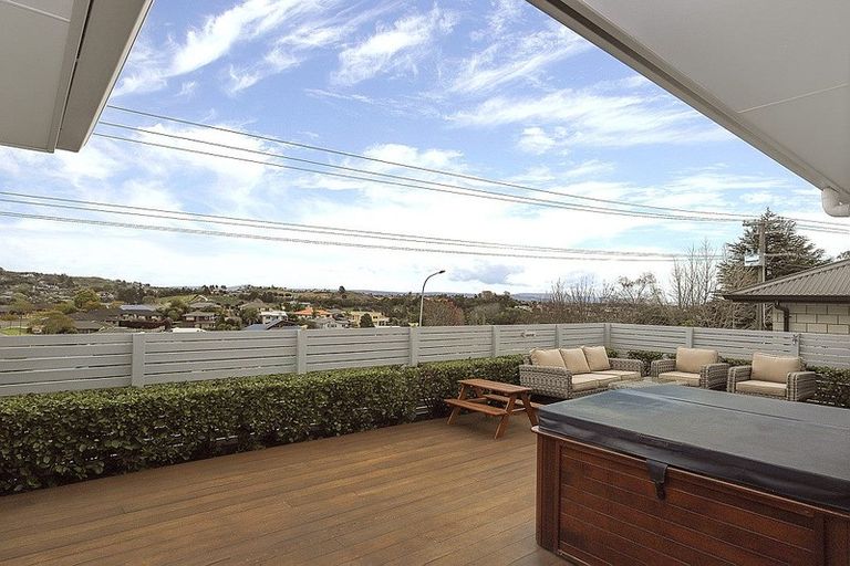 Photo of property in 16 Utopia Park Heights, Welcome Bay, Tauranga, 3112