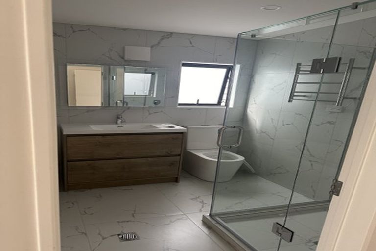 Photo of property in 79b Bond Crescent, Forrest Hill, Auckland, 0620