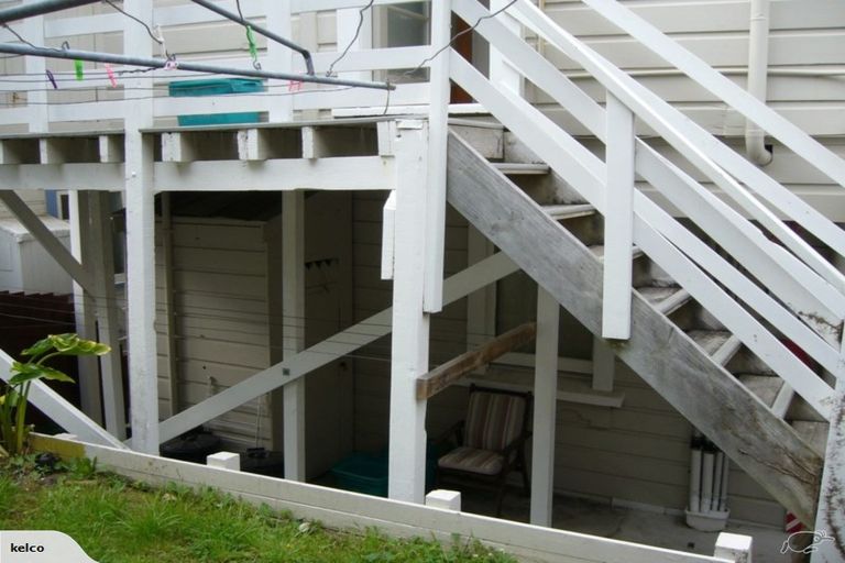 Photo of property in 26 Macdonald Crescent, Te Aro, Wellington, 6011