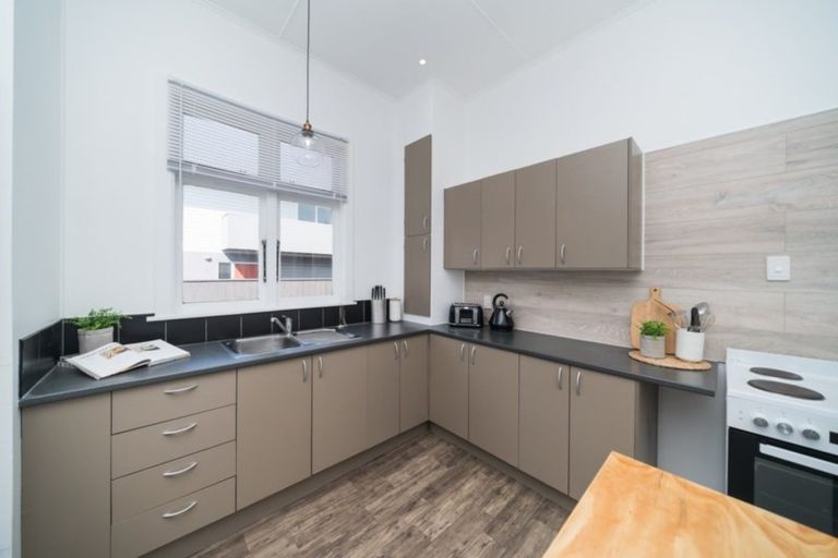 Photo of property in 195 Ferguson Street, West End, Palmerston North, 4412